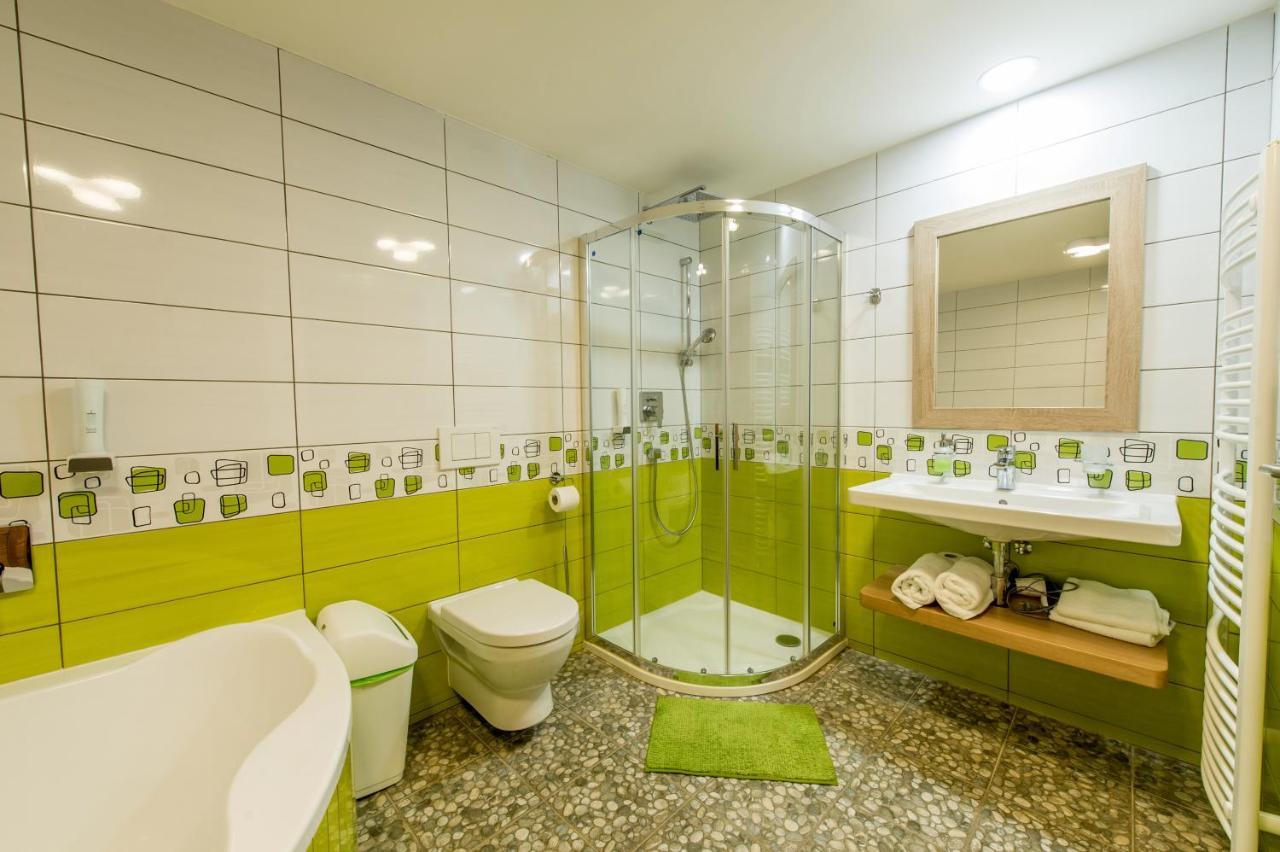 Restaurace A Penzion Bludovecek Bagian luar foto